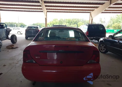 2003 Ford Focus Se z USA, uszkodzony, nr VIN 1FAFP34333W326328